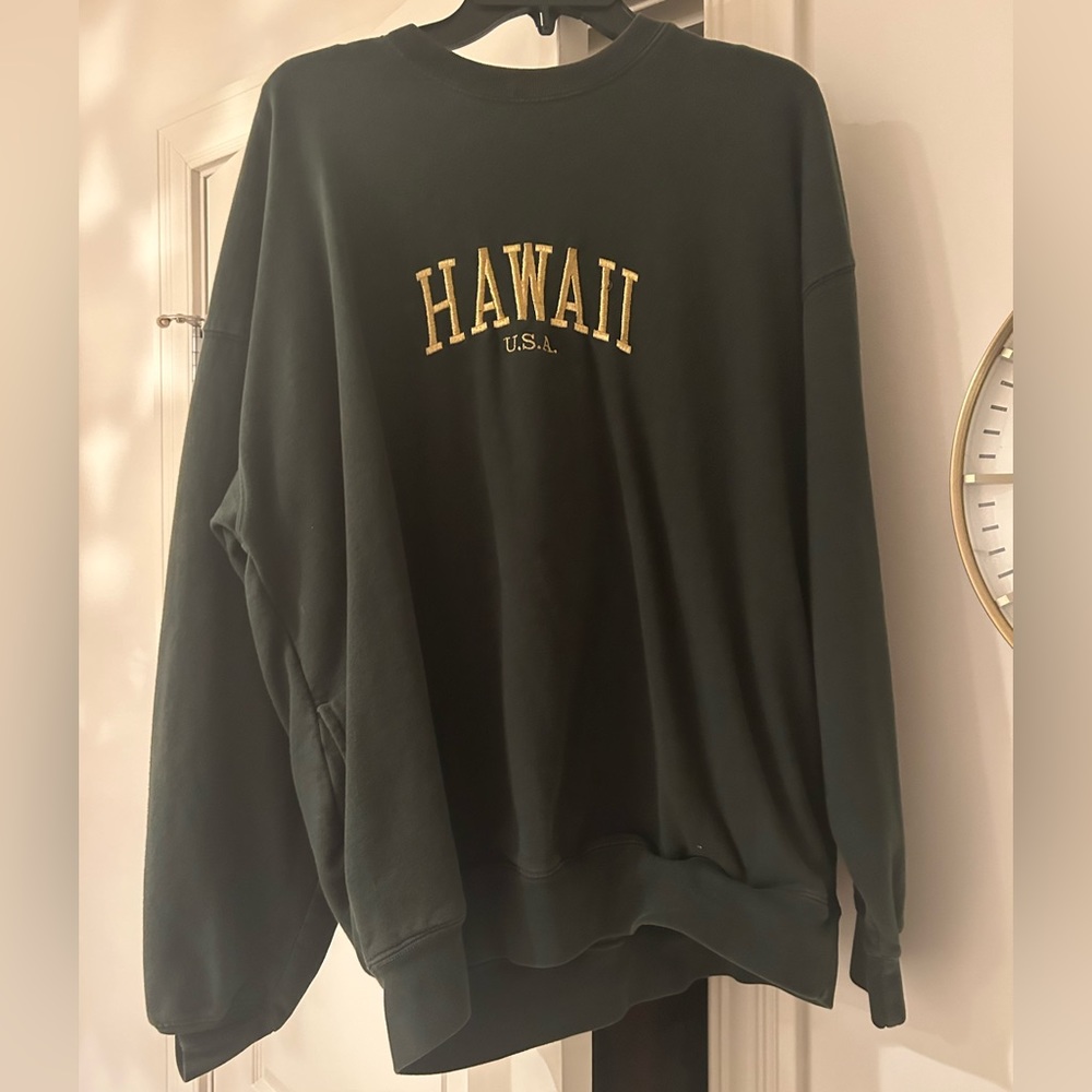 Brady Melville Hawaii Crewneck